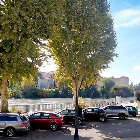 Les Quais Du Centre-Ville Romans-sur-Isère Exterior foto